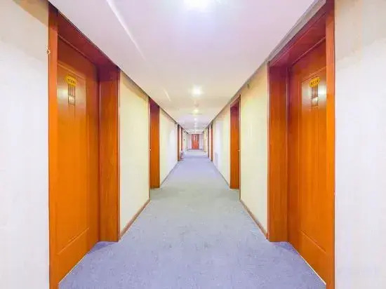 Qingzhu·Junyuan Business Hotel (Binzhou University Branch)
