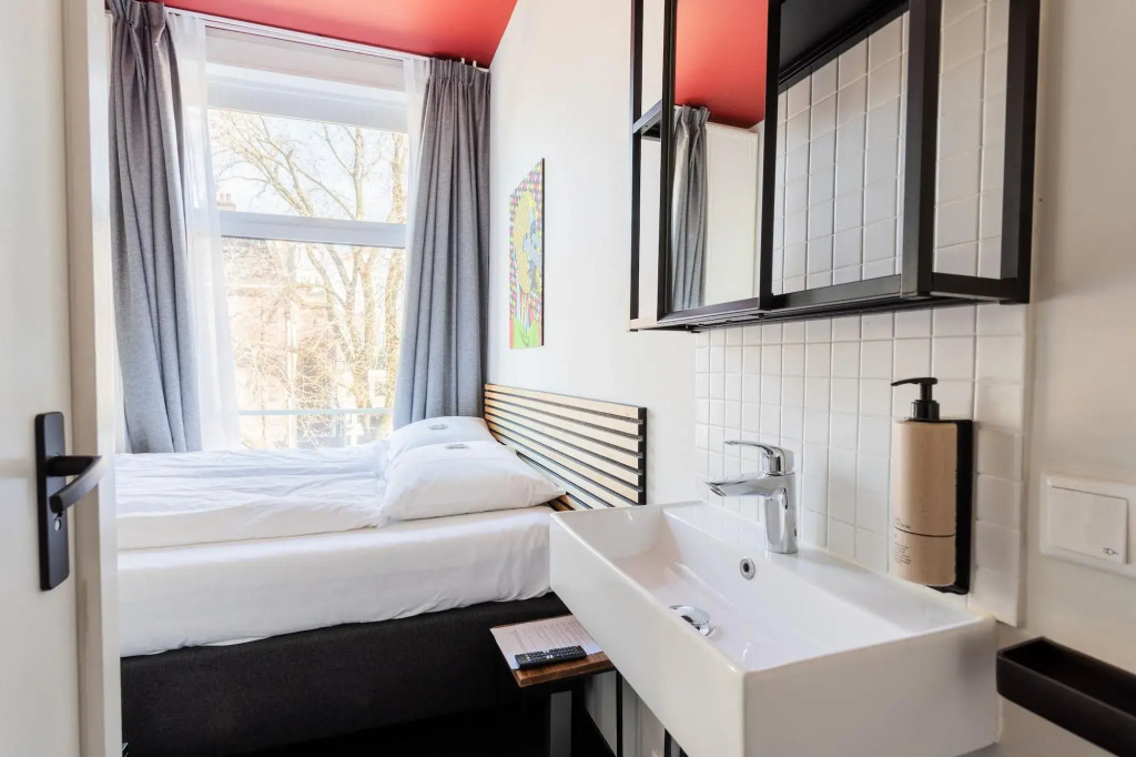 Weber Hotel
