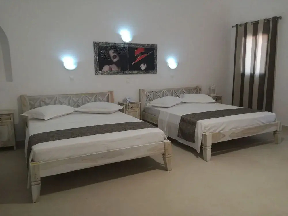 Route 66 Motel Suites