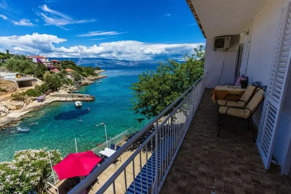 Sea View - 7 m From Beach - A1