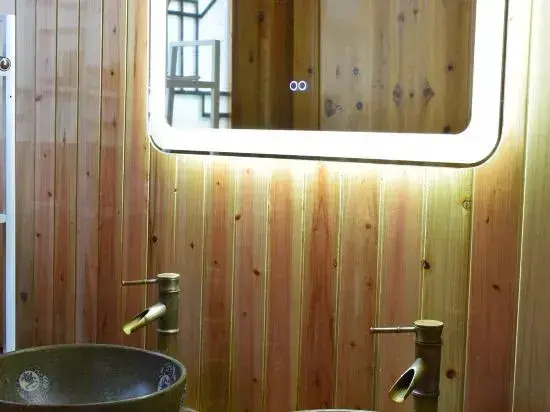 Seal Youth Hostel