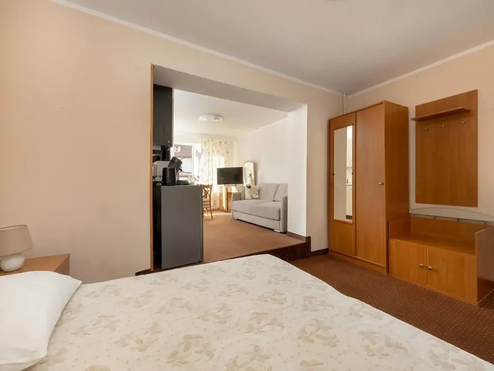 Comfortable Holiday Studio, Breakfast Included