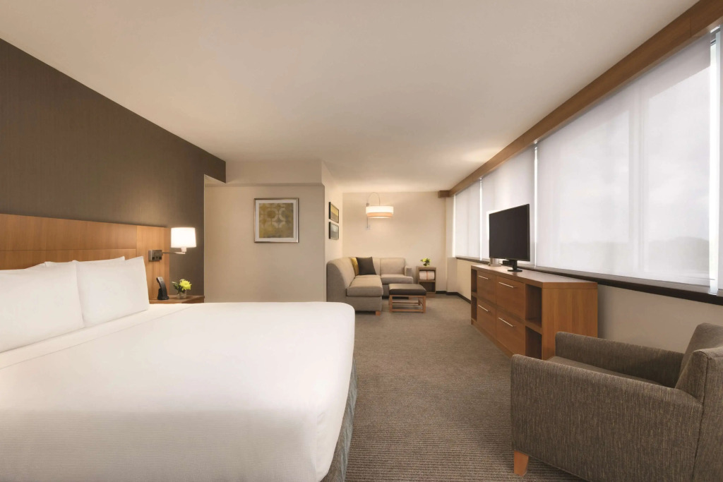 Hyatt Place Chicago OHare Airport