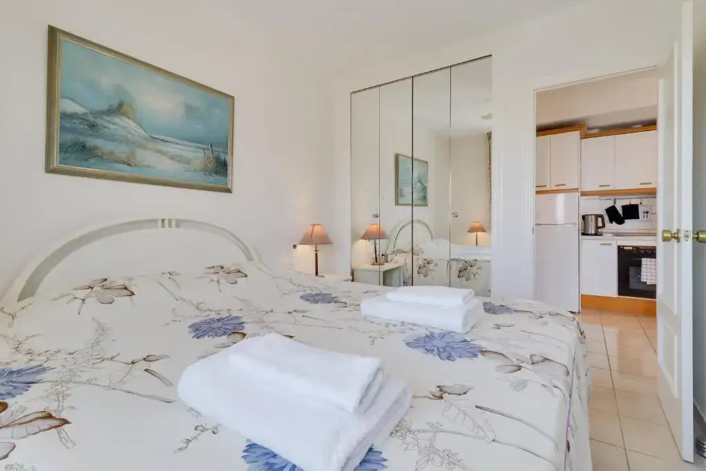 2 bedroom apartment Paradorares Ne