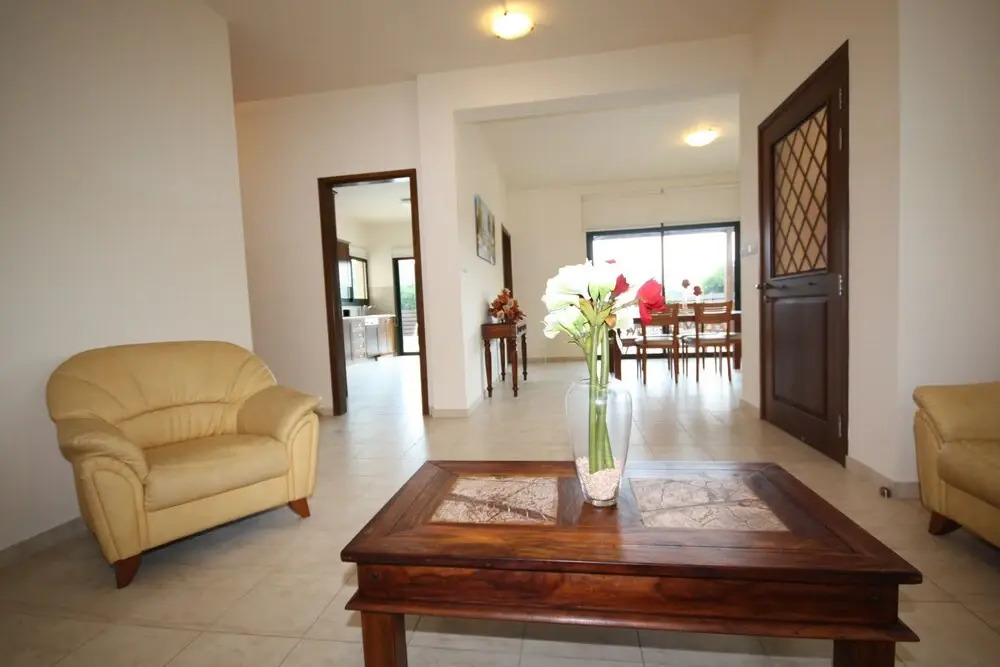 Gorgeous Bungalow by Pissouri Bay, With Private Pool, Landcaped Garden