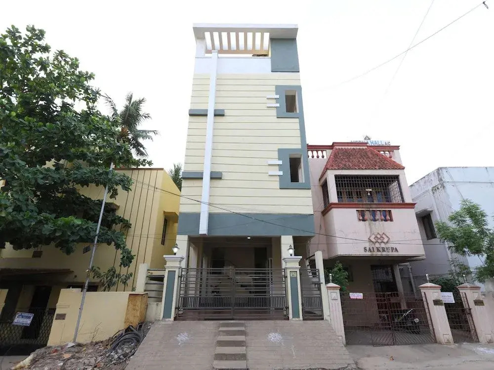 OYO 14934 Kalyani Grand