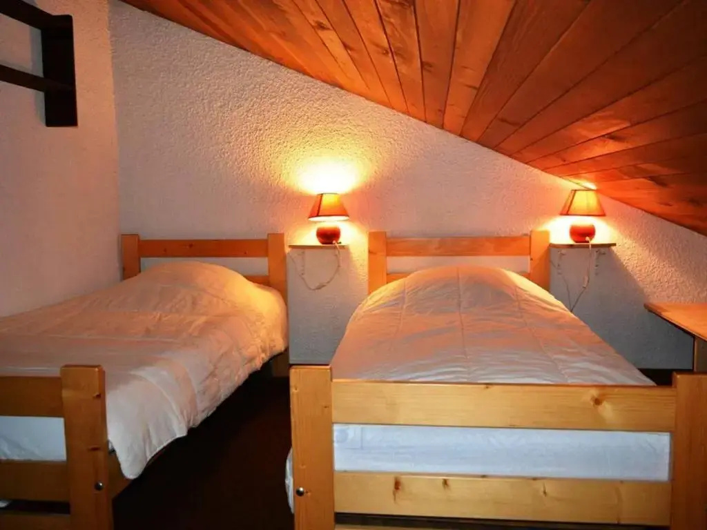Appartement Le Grand-Bornand, 1 pièce, 6 personnes - FR-1-241-5