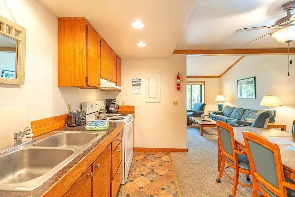 Aqua Vista Condo at Blue Heron Resort