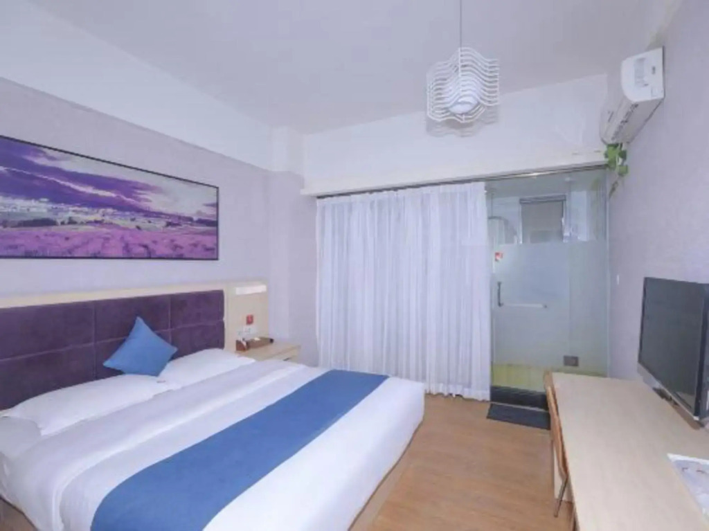 Yahao Garden Hotel (Shenzhen Songgang Metro Station)