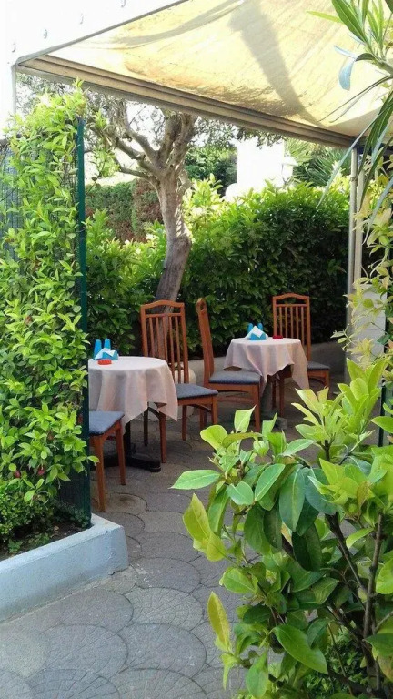 Hotel LePinède