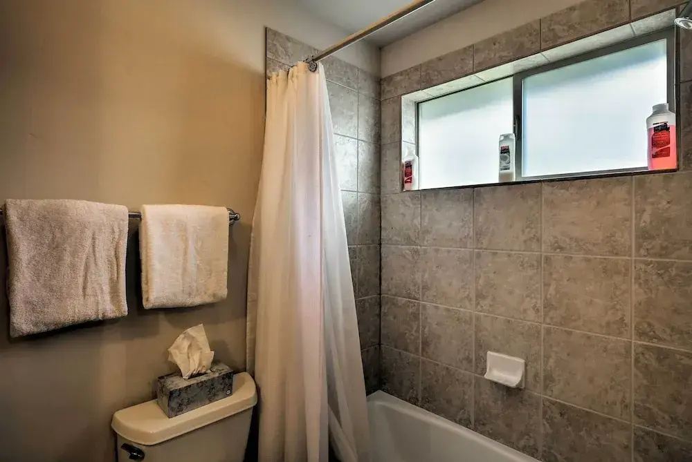 Downtown Winter Park Townhouse 3 Mi to Ski Resort!