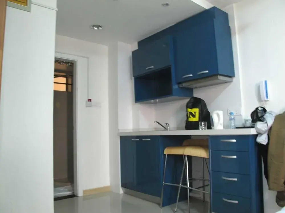 Star Hotel and Suites