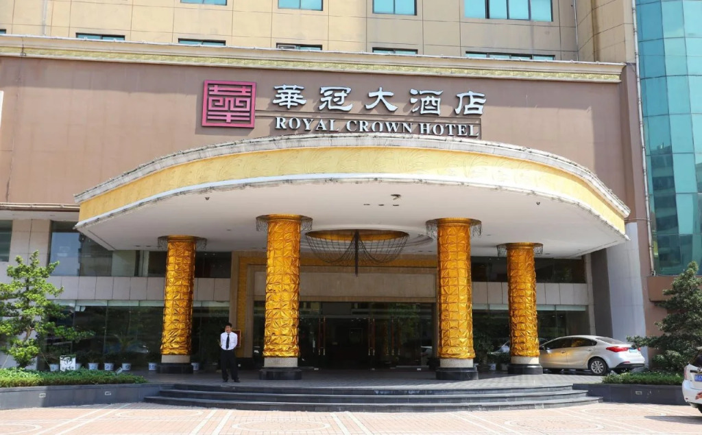 Royal Crown Hotel