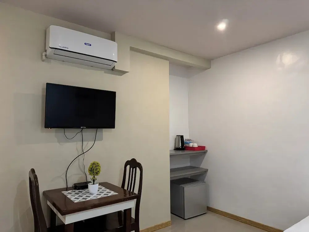 Soi Suites