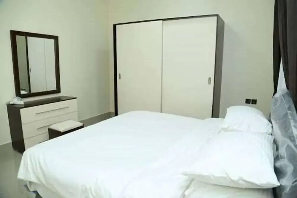 Golden Seasons Furnished Apartments 5