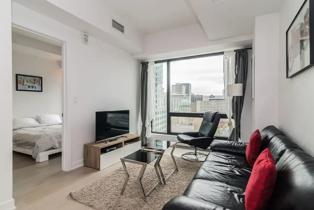 Bell Centre Apartments by Hometrotting