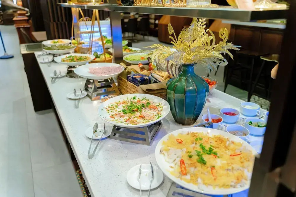 Dong Duong Hotel & Suites - City Central - Afternoon Tea Inclusive
