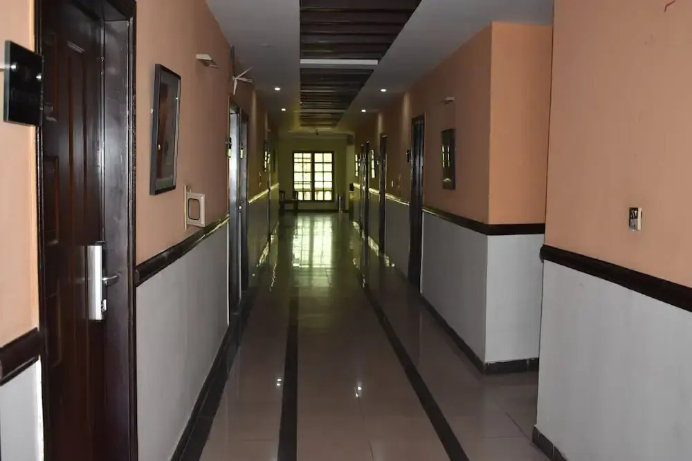 The Elegant Hotel