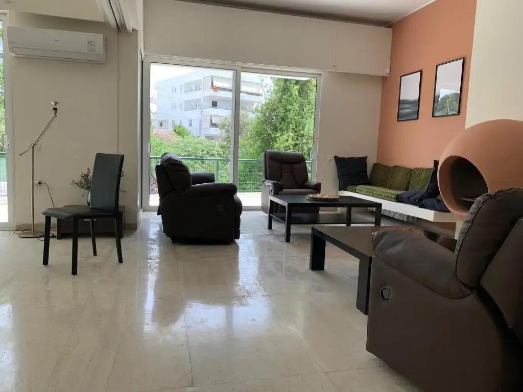 OASIS Exclusive Apartment @ Athenian Riviera