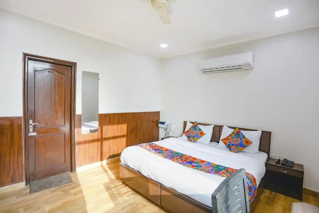 FabHotel Hexa Ghaziabad
