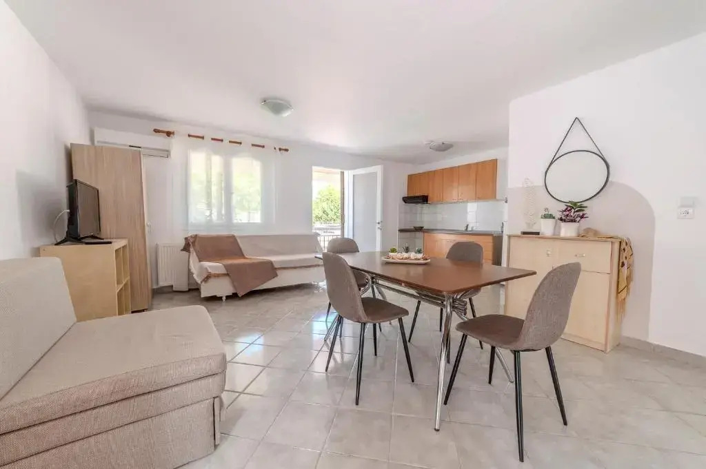 Stamatia Suites