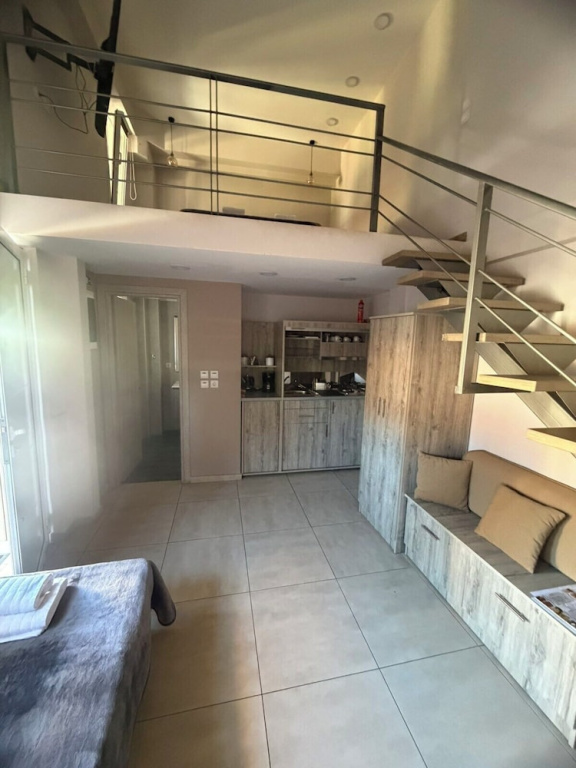 Airnest Suites Near Athens Airport By SEM