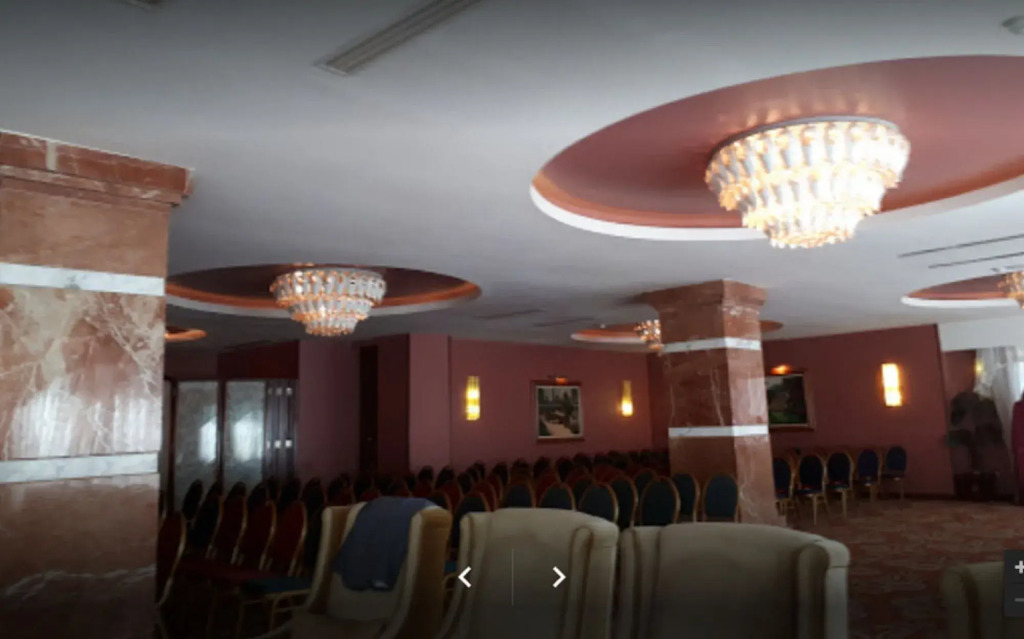 Oasis Hotel