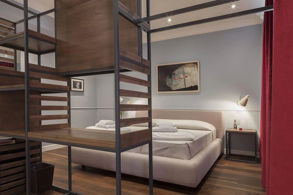 Arts Seven Roma