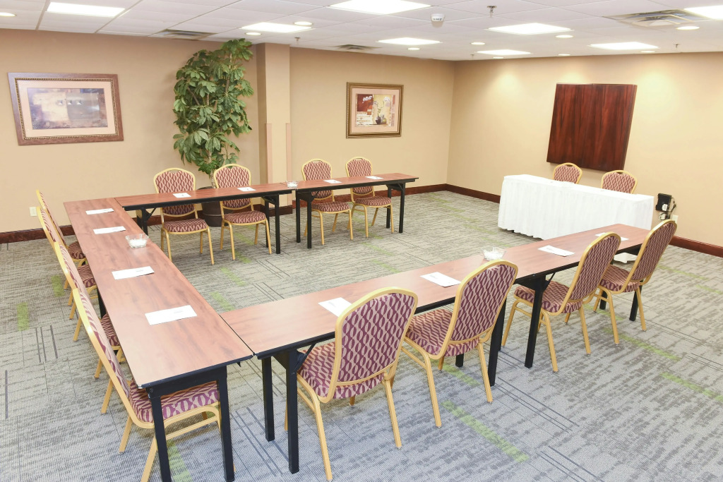 Hampton Inn & Suites Madisonville