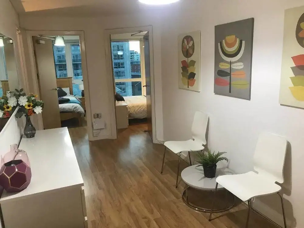 Marco Island - 2 bedroom Spacious City Centre Apartment