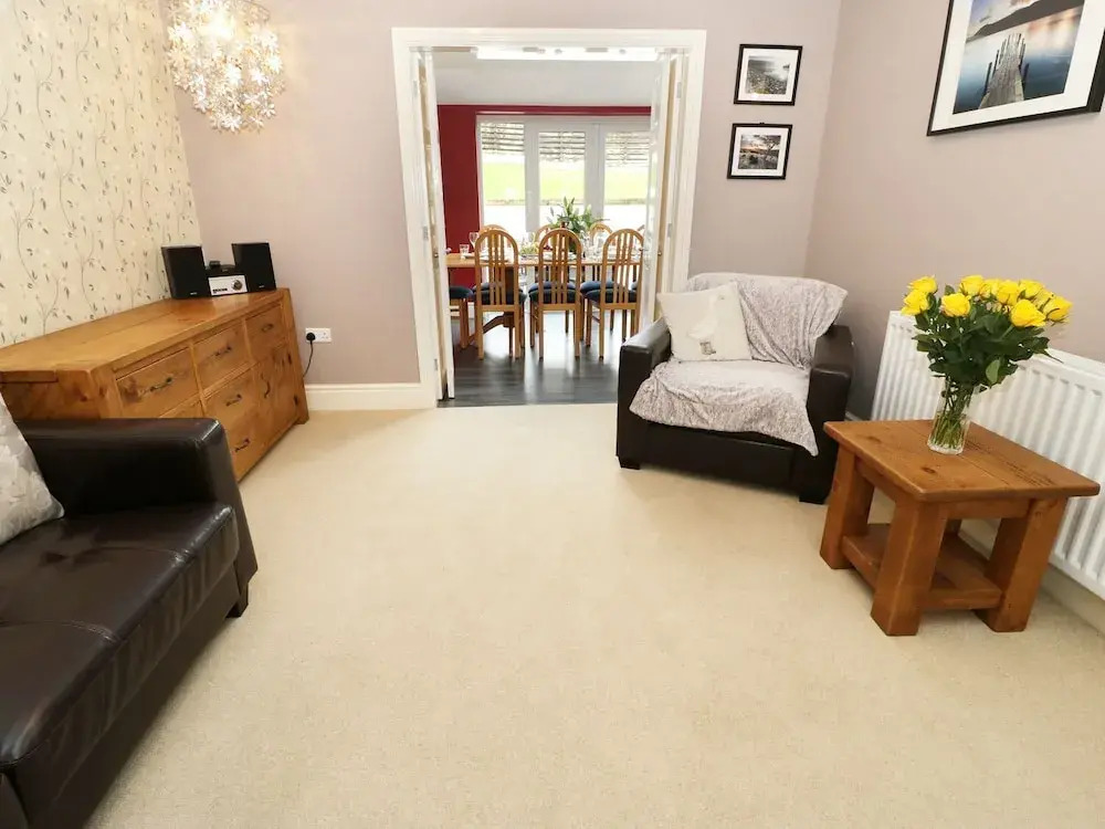 Thorncliffe House
