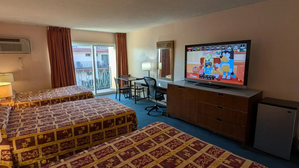 Royal Century Hotel at LAX