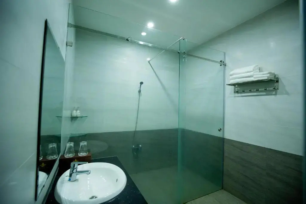 Nhat Quang Hotel