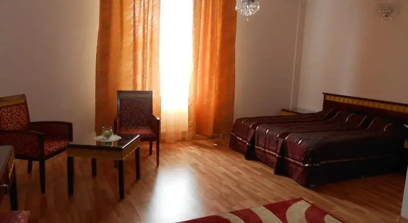 Hotel Elm