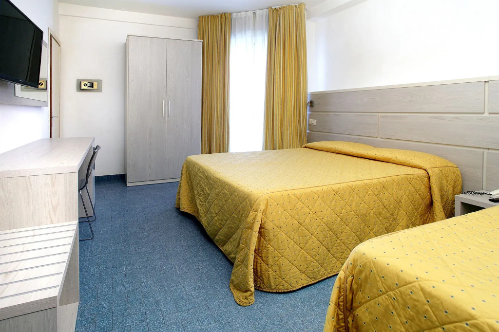 Arianna Hotel