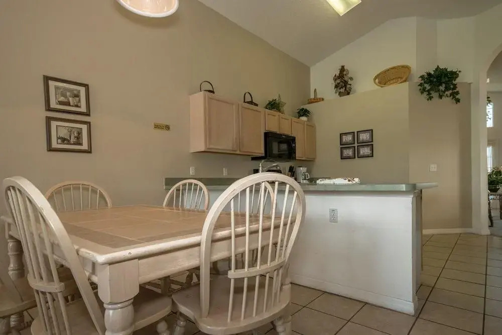 Lkb4705aw 4 Bedroom Villa in Lake Berkley