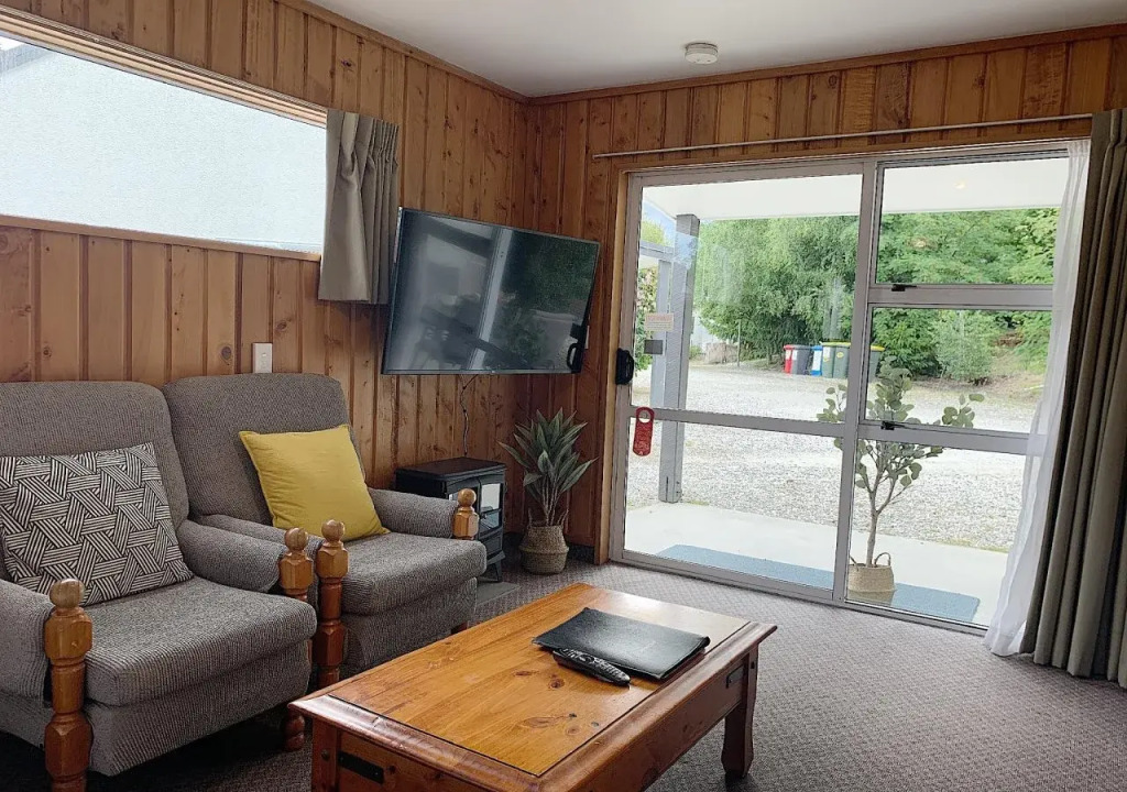 Archway Motels & Chalets