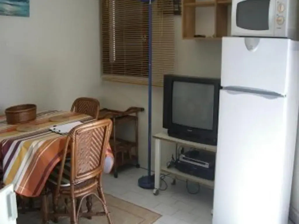 Appartement Saint-Cyprien, 1 pièce, 4 personnes - FR-1-225D-152