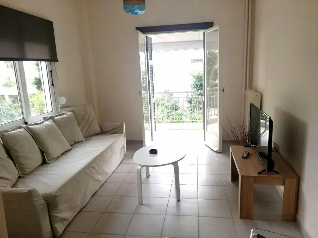 Cozy Apartment in Glyfada