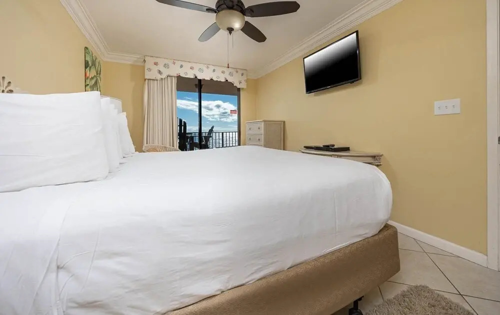 Phoenix East 503 2 Bedroom Condo