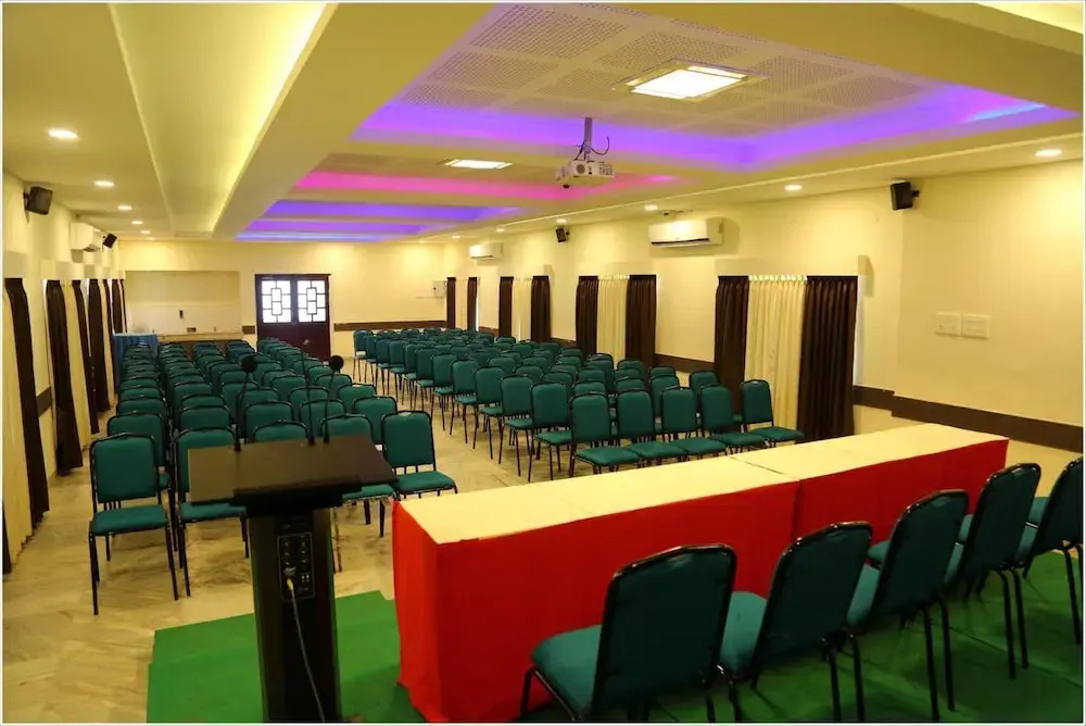 Senthil Residency