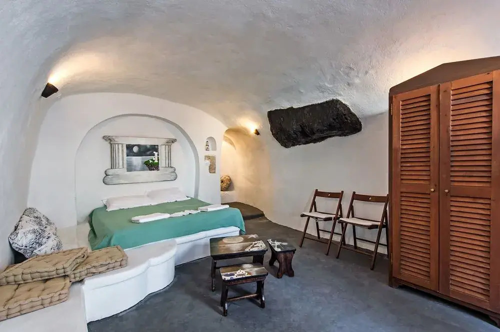 Gemini Cave