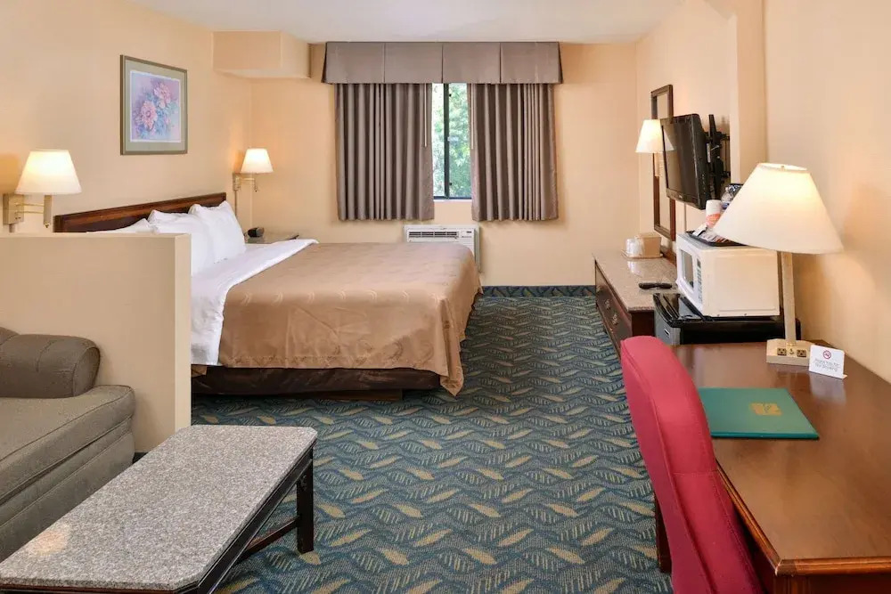 Quality Inn & Suites