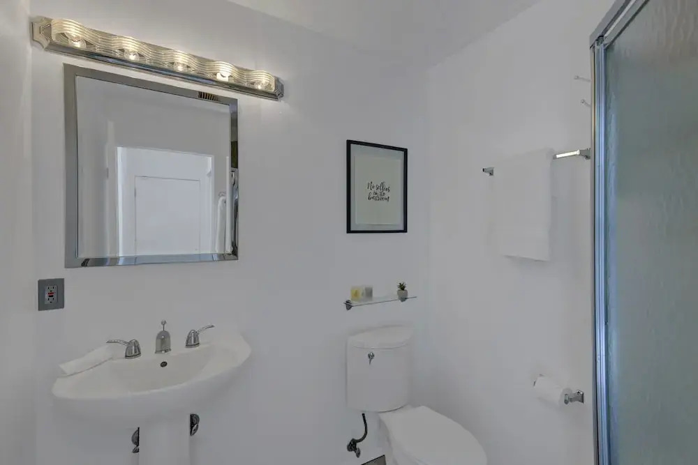 Alexander Social House Five Bedroom House