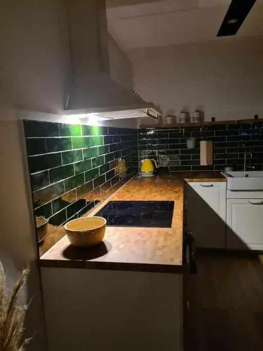 Uroczy apartament blisko centrum - 10 min do plaży