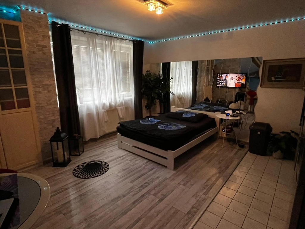 MONFas APARTMENT HOSTIVAŘ