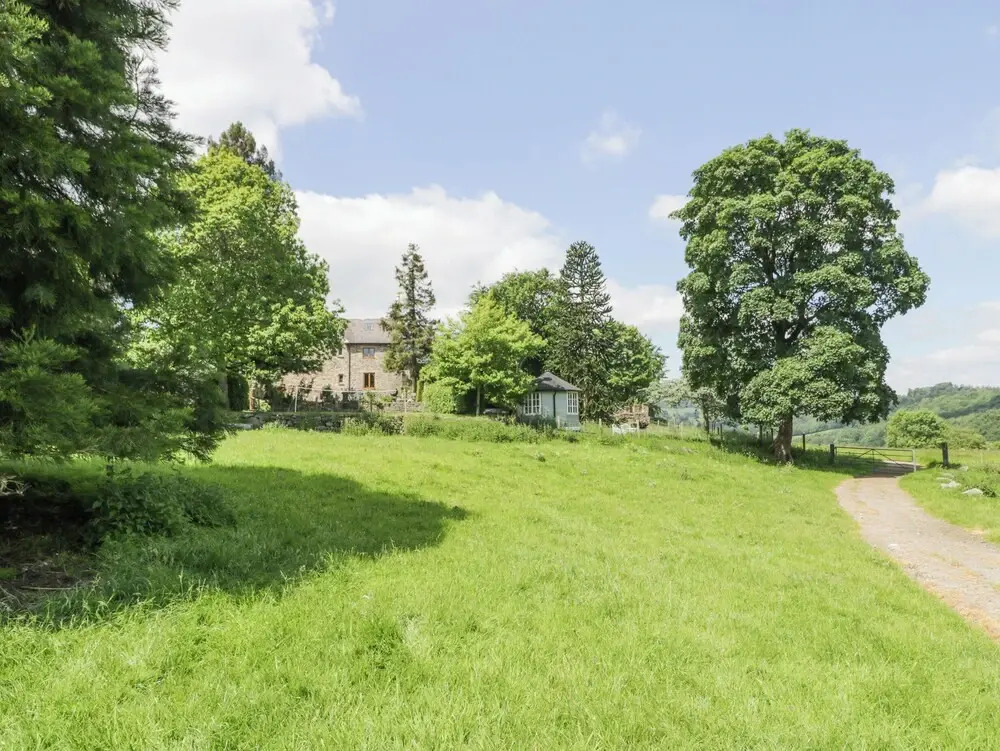 Pentre Hall