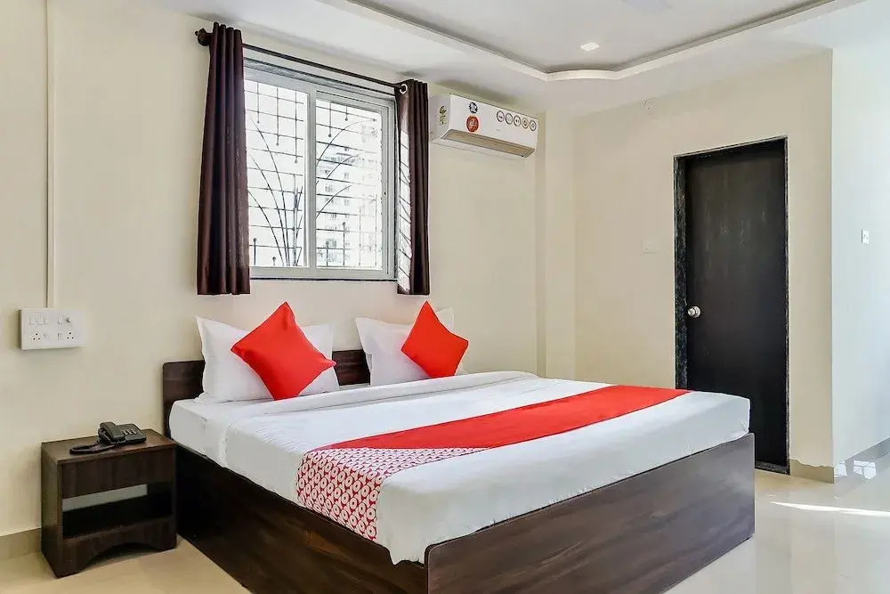 Oyo 19363 United Star Hotel