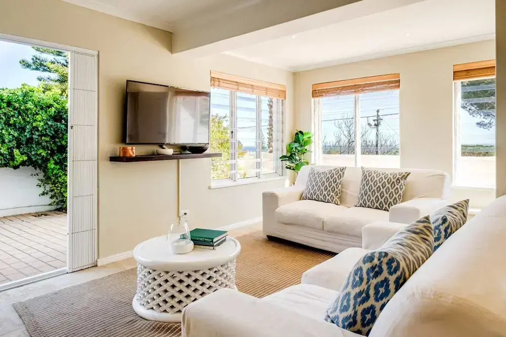 2-br Camps Bay Apartment With Pool Atlantic Tide