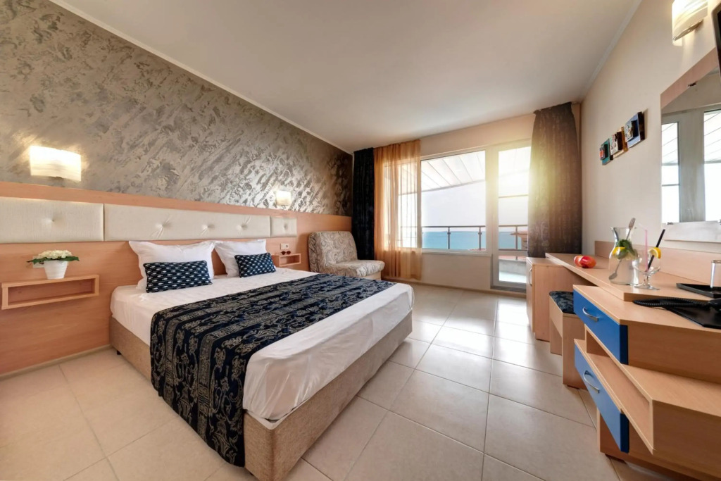 Blue Bay Hotel